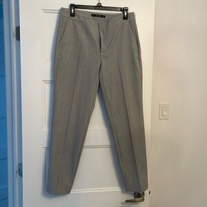 Zara classic slim pant size 8 in light grey